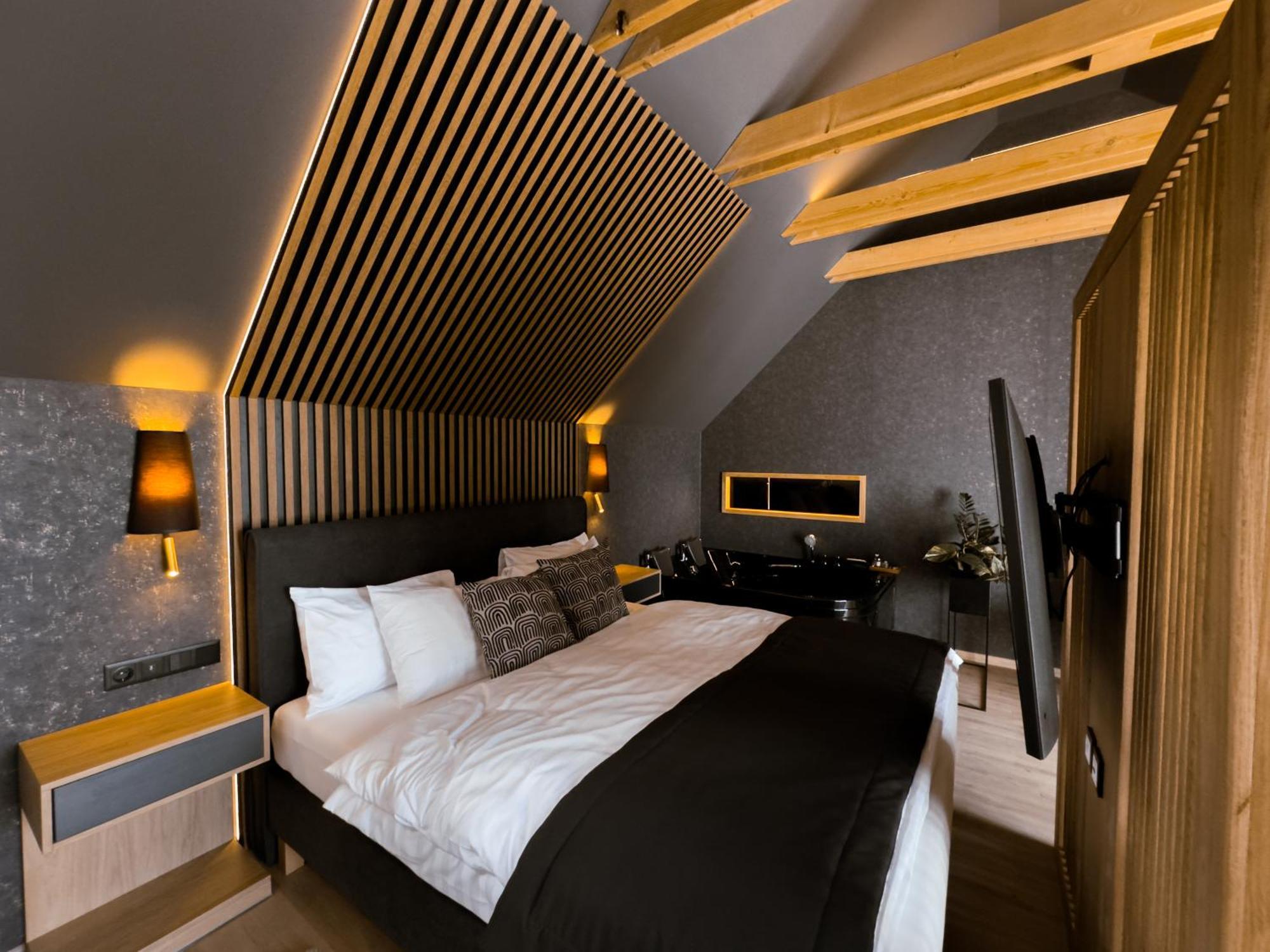 Twin Premium Apartman 티하니 외부 사진