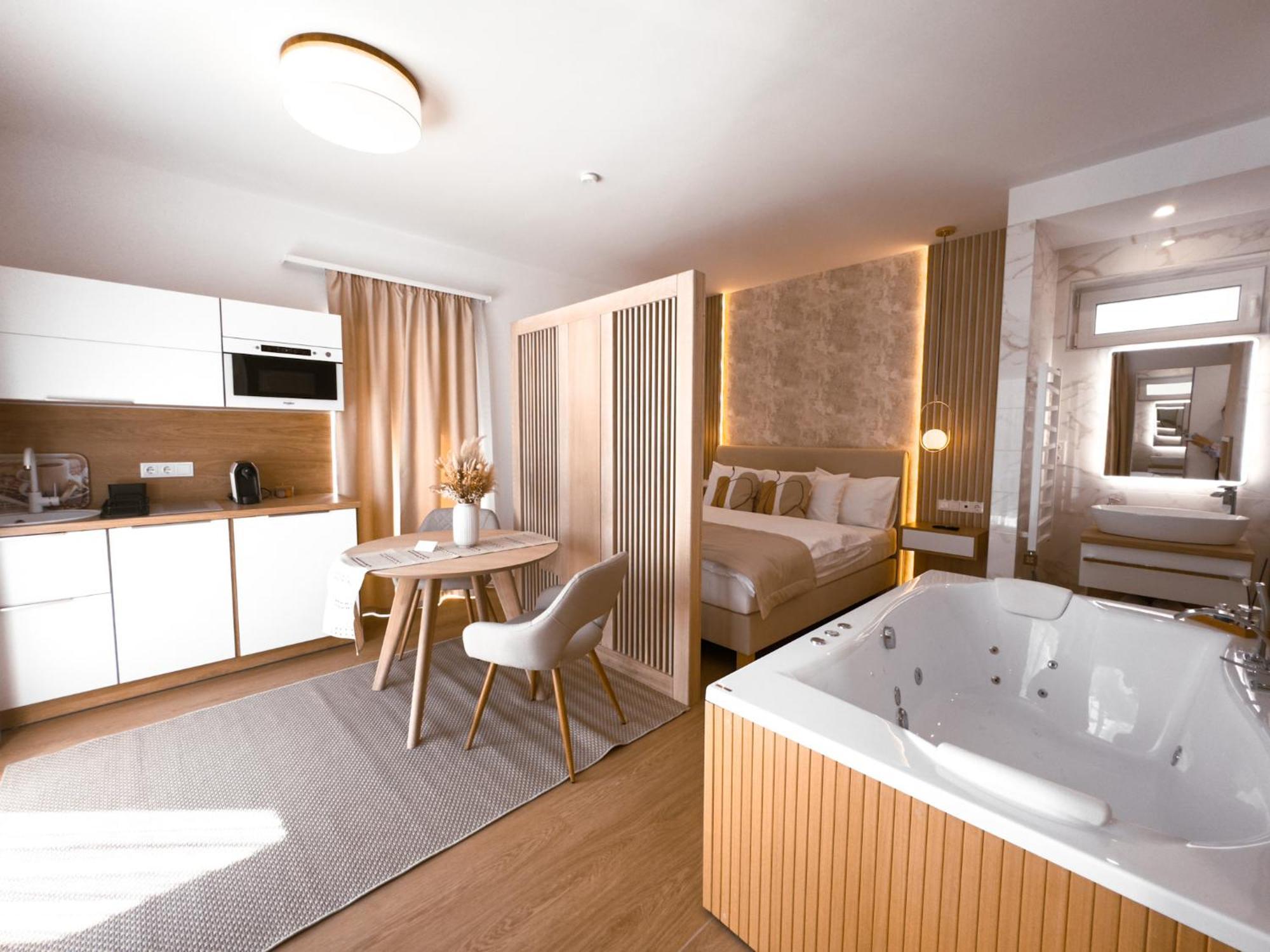 Twin Premium Apartman 티하니 외부 사진